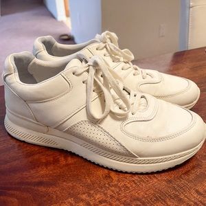 Everlane ’The Trainer’ sneaker, off-white, size 10.
